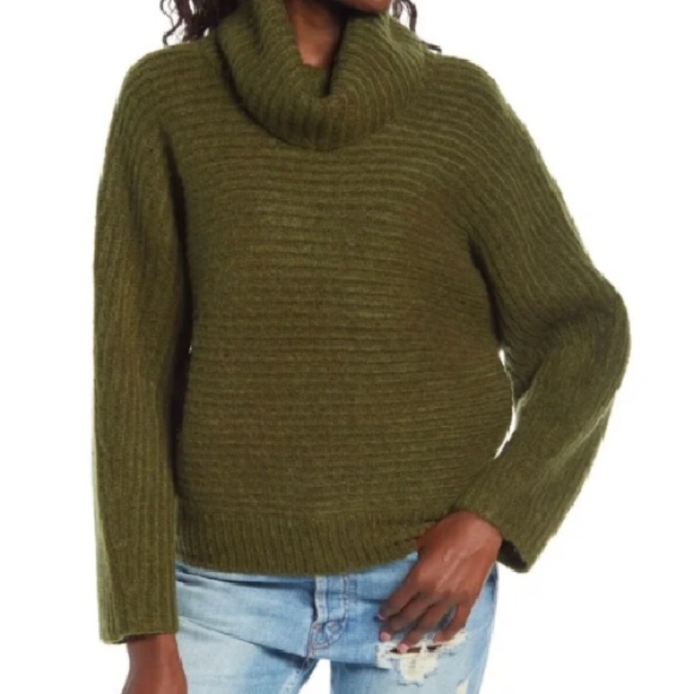 Leith Women’s Cropped Sweater NWT